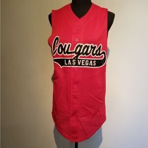VINTAGE COUGARS LAS VEGAS SOFTBALL BASEBALL JERSEY  MEDIUM 38,40. (SHD)